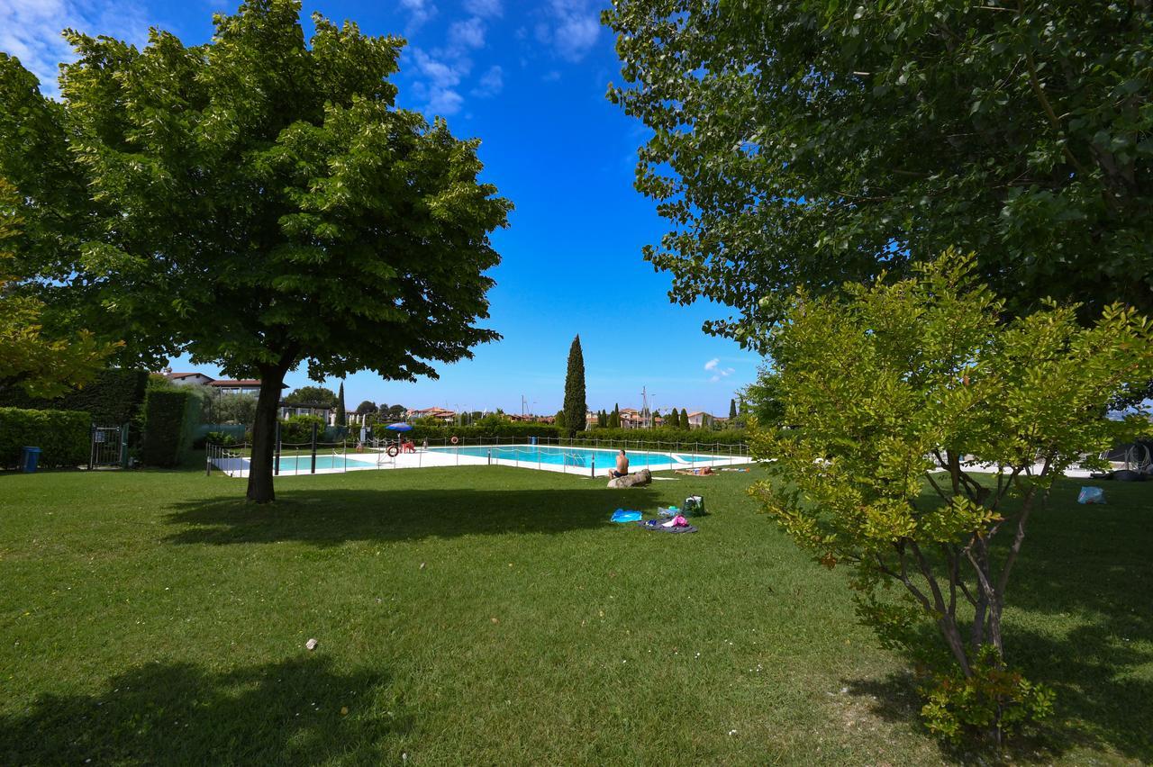 Sirmione Beach Apartment מראה חיצוני תמונה
