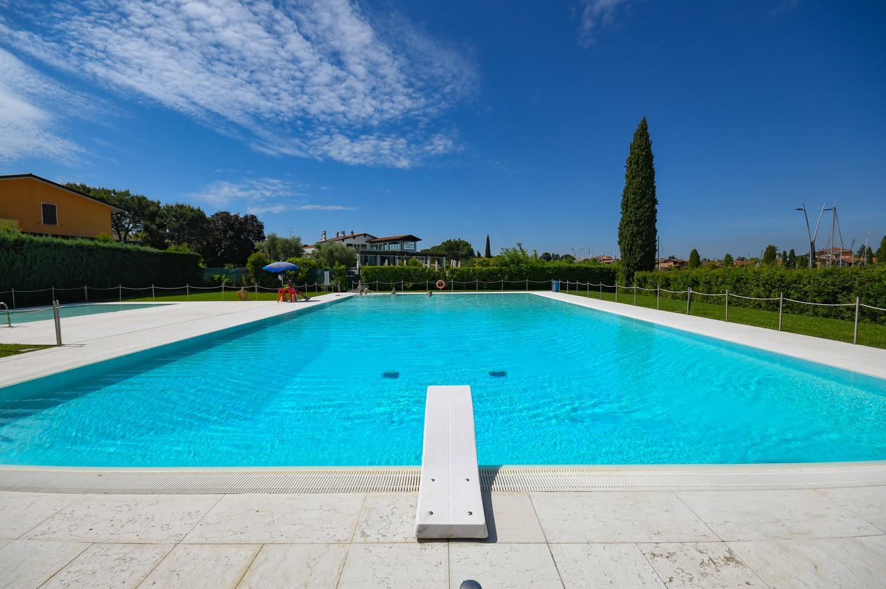 Sirmione Beach Apartment מראה חיצוני תמונה