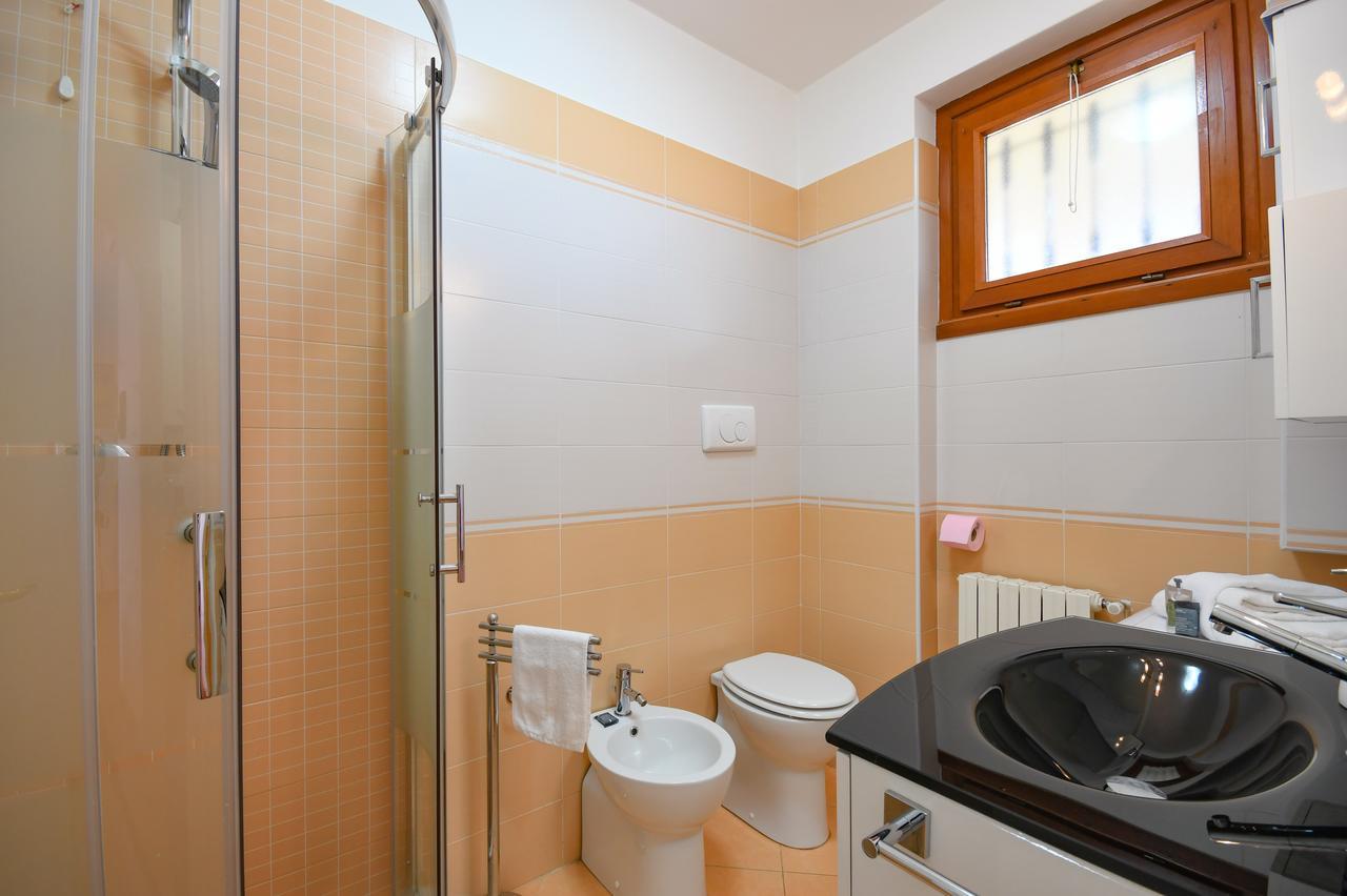 Sirmione Beach Apartment מראה חיצוני תמונה